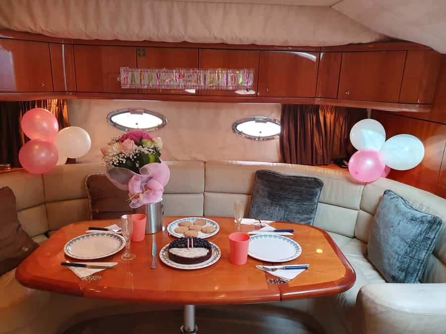 Dubai: Private Boat Cruise from Dubai Marina up to 12 people - Choosing between one, two, four, and twelve hours