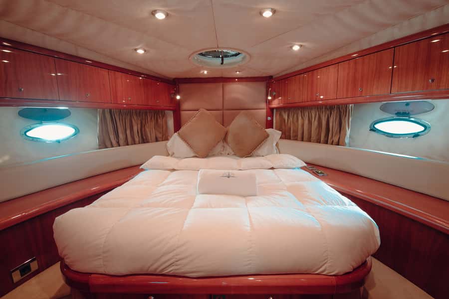 Dubai: Private Boat Cruise from Dubai Marina up to 12 people - What the crew adds to the experience