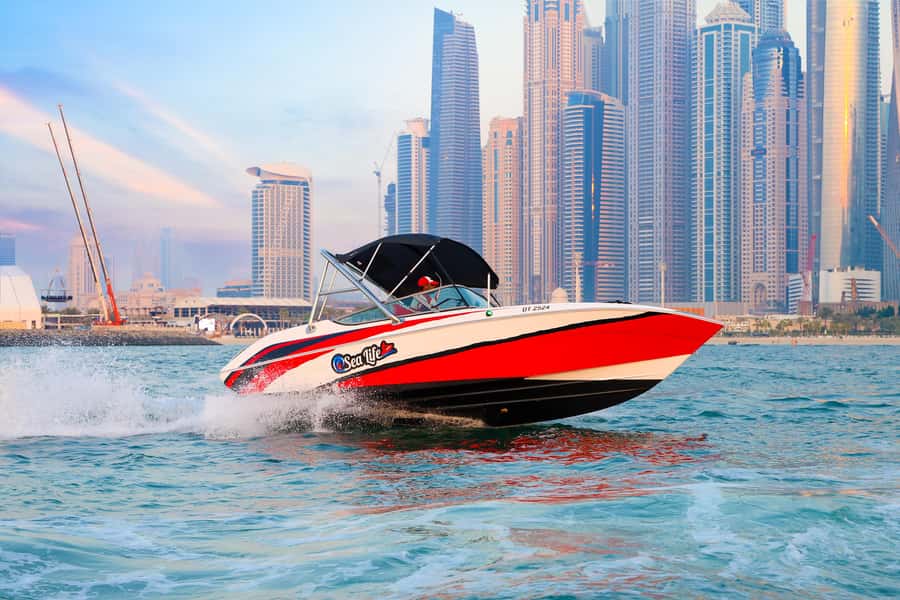 Dubai: Private Boat Tour - JBR/Burj Al Arab/Atlantis options - Burj Al Arab: a strong photo stop, not an interior visit