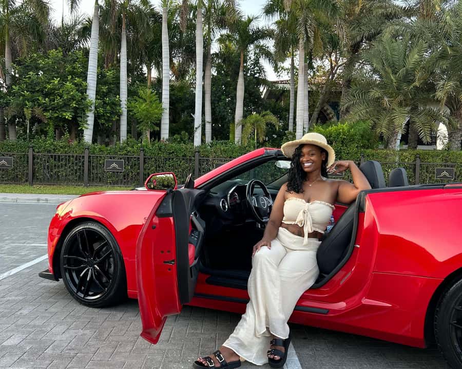 Dubai: Private City Sights Tour in a Cabriolet Convertible - Your private pickup and first look at Dubai