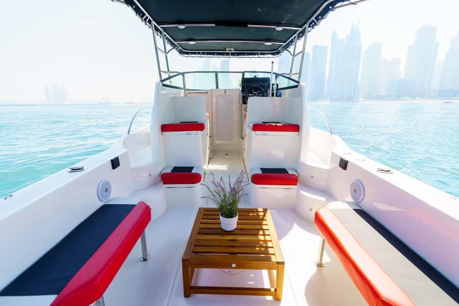 Dubai: Private Coastline Landmarks Mini-Yacht Tour - Key Points Before You Book