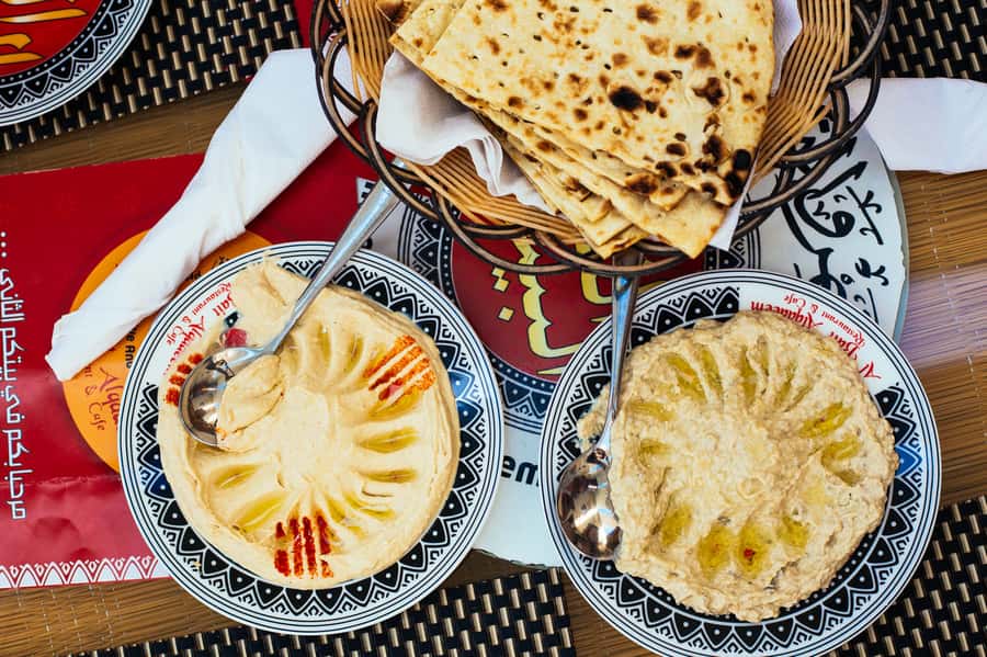Dubai: Private Food Tour – 10 Tastings with Locals - The creek and the old-city feel
