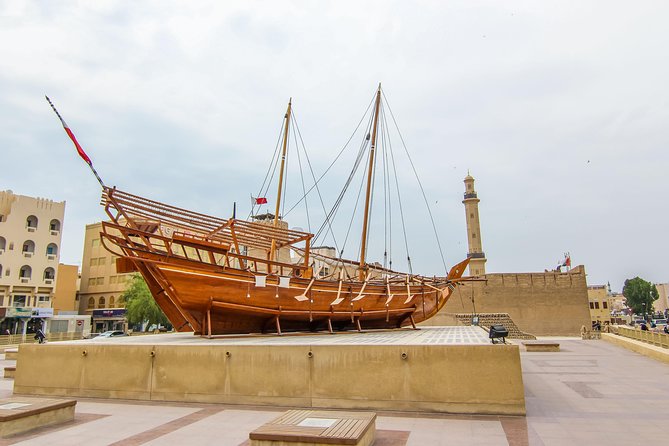 Dubai Private Layover, Stopover and Transit Tour at flexible time - Crossing Dubai Creek by abra