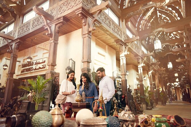Dubai Private Layover, Stopover and Transit Tour with Transfer - Downtown Dubai: Dubai Mall, Burj Khalifa, and the fountains