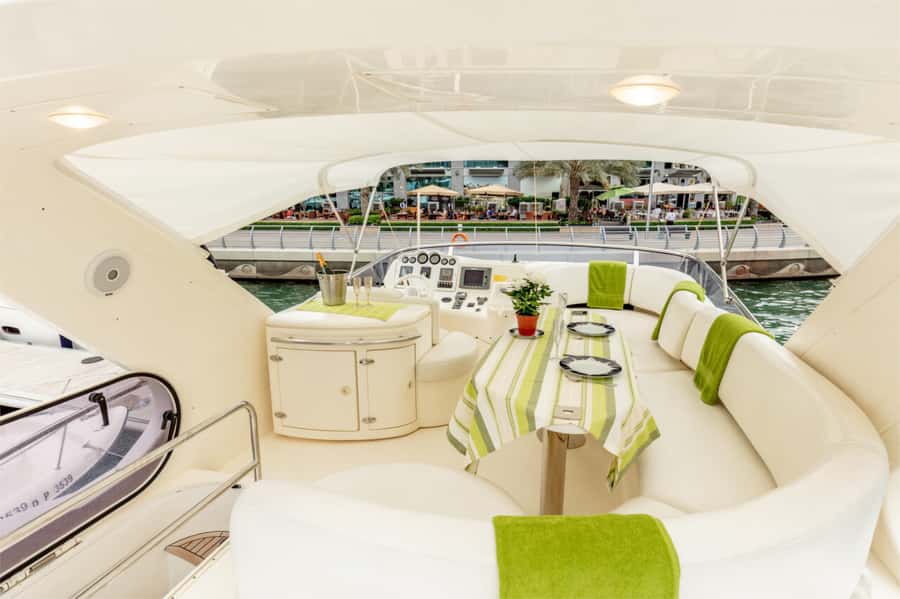 Dubai: Private Luxury Yacht Cruise for up to 20 People - Key points at a glance