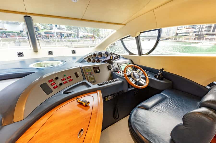Dubai: Private Luxury Yacht Cruise for up to 20 People - Why a private yacht works well in Dubai
