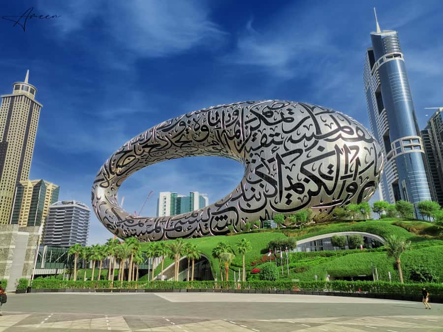Dubai: Private Stopover City Tour with Burj Khalifa Ticket - Dubai Frame, a quick look at old and new