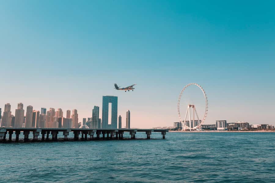 Dubai: Private VIP Luxury Yacht Tour with BBQ & Drinks - Bluewaters Island and Ain Dubai photo time