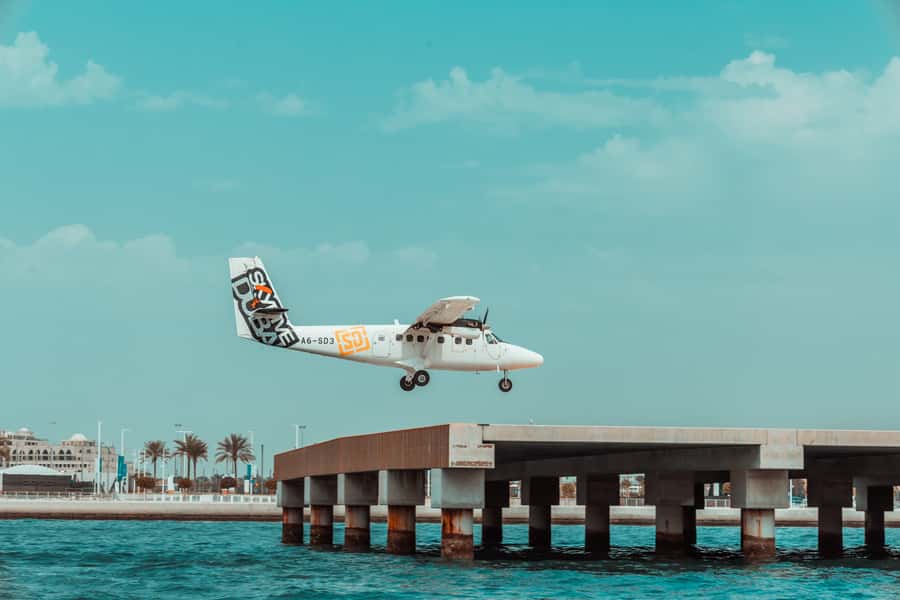 Dubai: Private VIP Luxury Yacht Tour with BBQ & Drinks - Marina Beach and Jumeirah Beach Residences