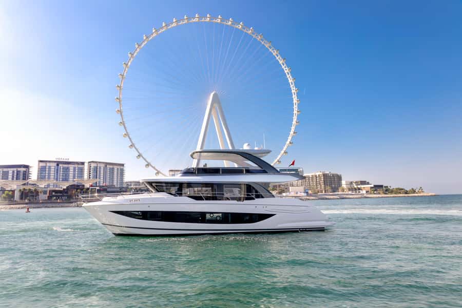 Dubai: Private VIP Luxury Yacht Tour with BBQ & Drinks - Dubai Marina Canal and the city’s modern face