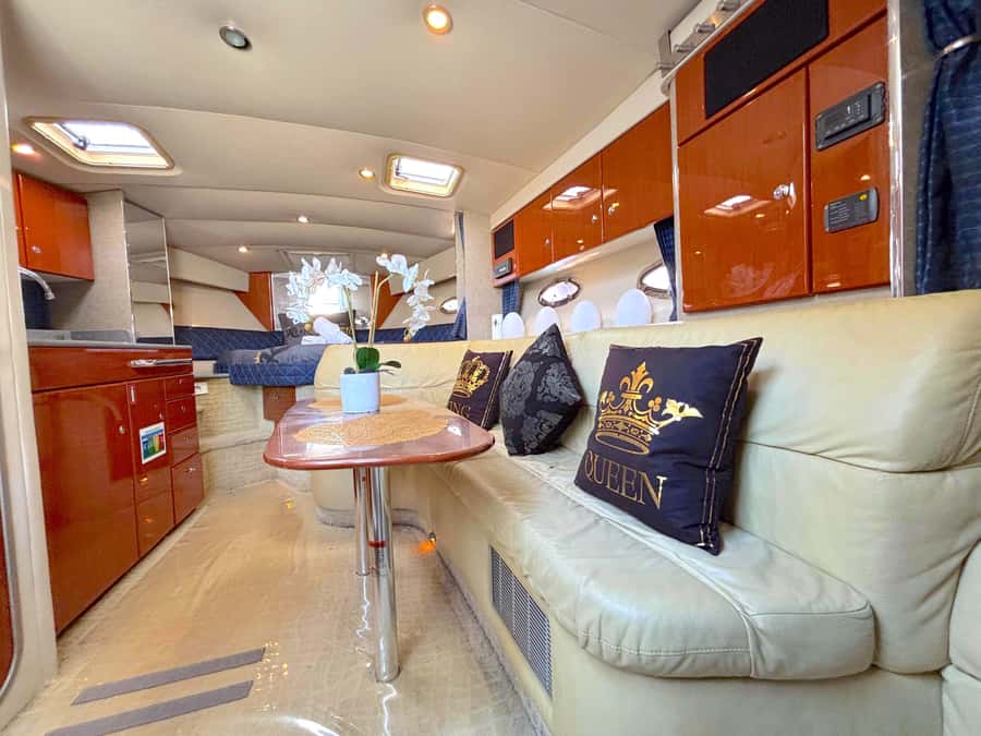 Dubai: Private Yacht Cruise for Unforgettable Memories - Comfort on a 34-foot private yacht