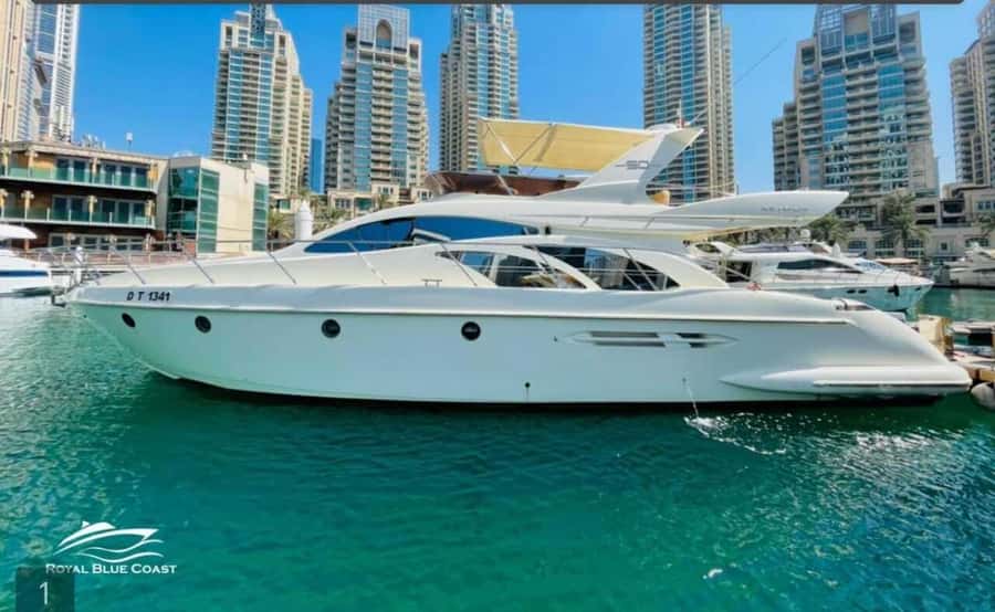 Dubai: Private Yacht Tour 50 feet - Dubai Marina and Jumeirah Beach Residence