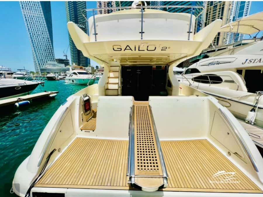 Dubai: Private Yacht Tour 50 feet - The lagoon swim and music stop