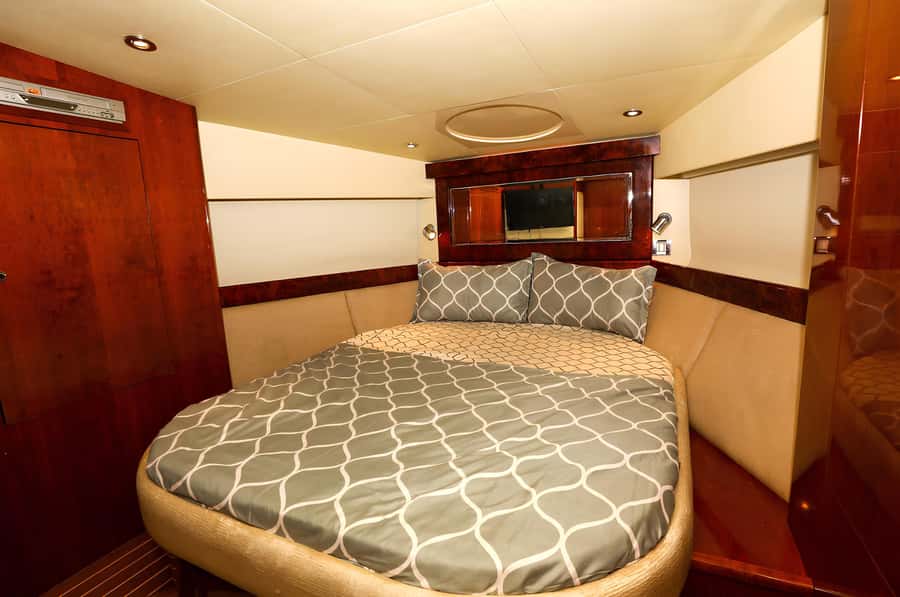 Dubai: Private Yacht Tour Experience with Soft Drinks - Food, drinks, music, and the practical comforts