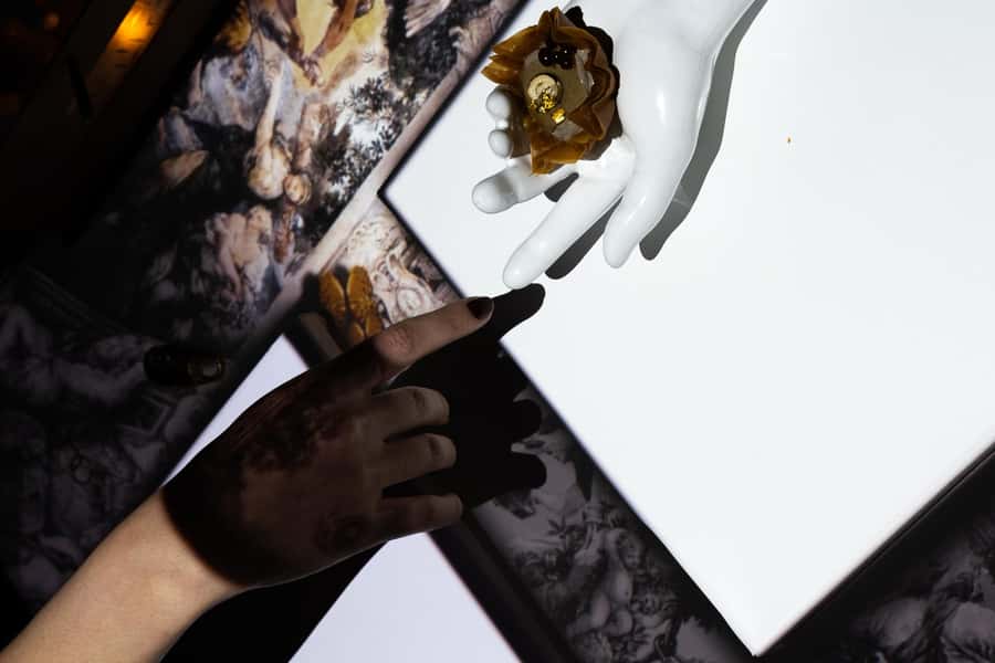 Dubai: Seven Paintings Immersive Dining Show Tickets - Who will enjoy Seven Paintings most