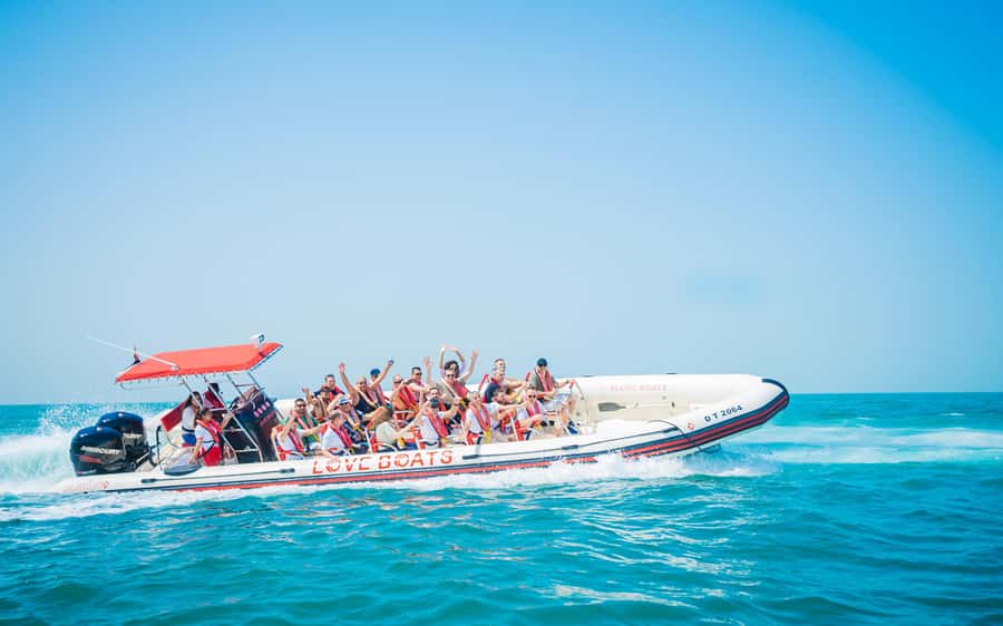 Dubai: Sightseeing Speedboat Tour with Live Tour Guide - What this Dubai speedboat ride is really like