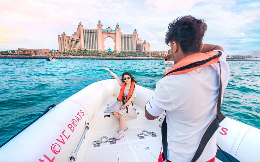 Dubai: Sightseeing Speedboat Tour with Live Tour Guide - Burj Al Arab from the water