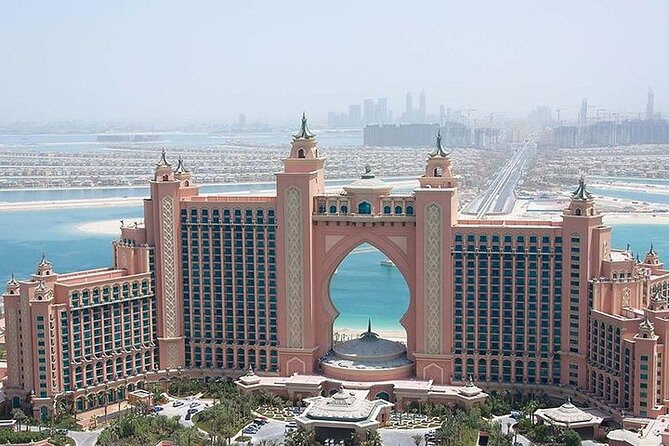 Dubai Sightseeing Tour in Private Car - A fast way to understand Dubai