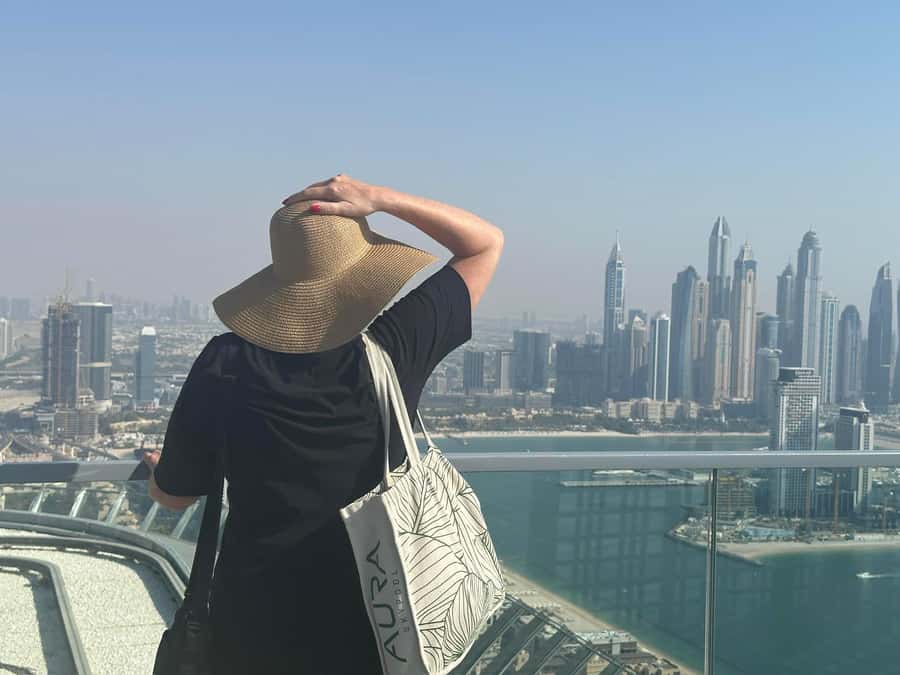 Dubai: Sky Pool and Palm Observatory Access - How the timing works through about 4 PM