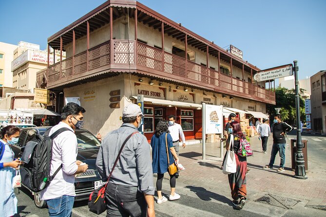 Dubai Souks, Food & Culture Walking Tour - Textile Souk snacks and the many communities of Dubai