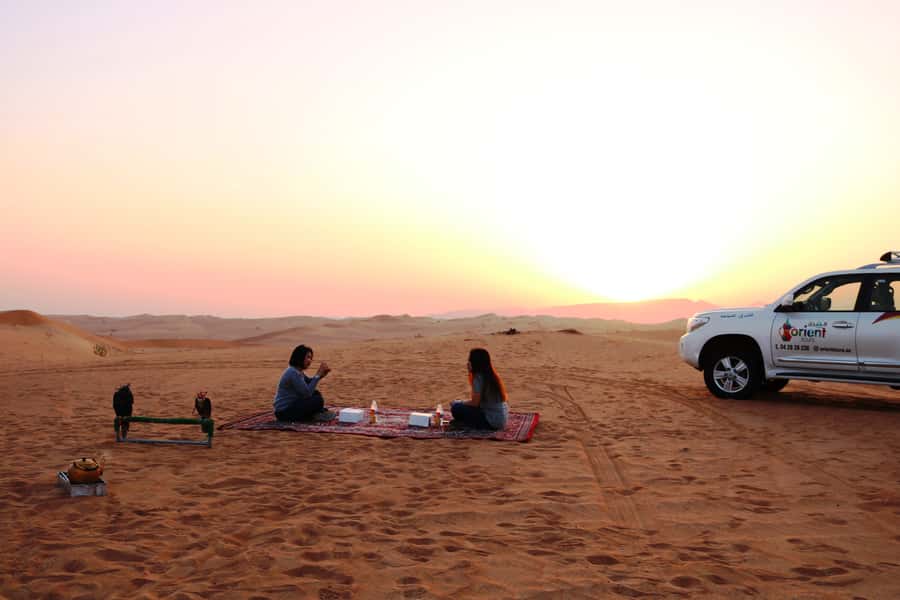 Dubai: Sunrise Desert Jeep Safari with Wildlife Experience - Watching the Arabian Desert change color