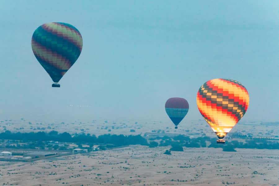 Dubai: Sunrise Hot Air Balloon Tour Over the Desert - The strongest part of the experience