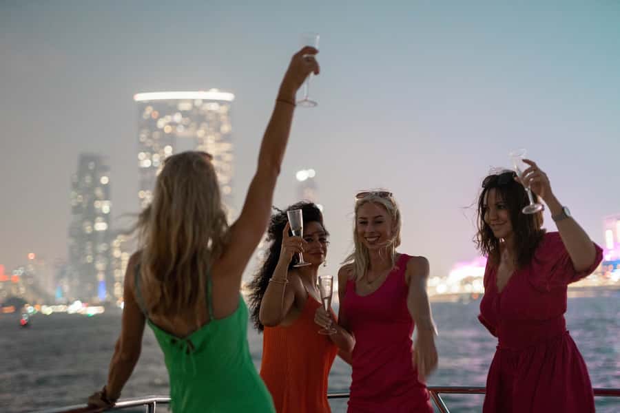 Dubai: Sunset & Night Cruise with Bites and Drinks - Price, timing, and who gets the most from it
