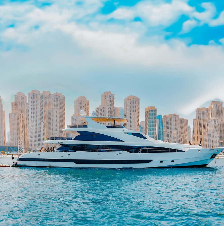 Dubai: Superyacht Experience with Live Music & Drinks - Boarding the superyacht at Dubai Harbour