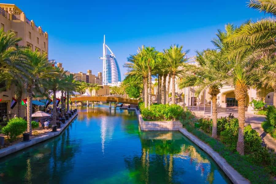 Dubai: Top City Attractions Photo Stop Tour - Vehicle comfort, group size, and tour pace