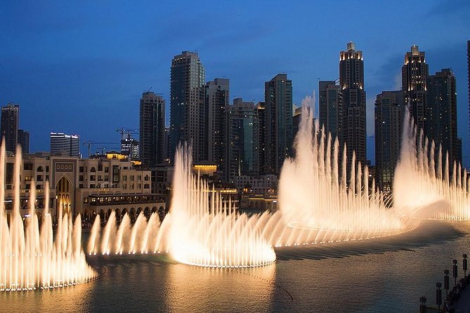 Dubai Top Five Attraction Tour Tickets & Armani Buffet Dinner - The Dubai Fountain looks best from above