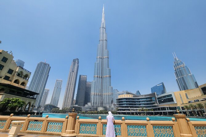 Dubai Top Ten Must-see Sights with Burj Khalifa and Transfers - The Museum of the Future from the outside