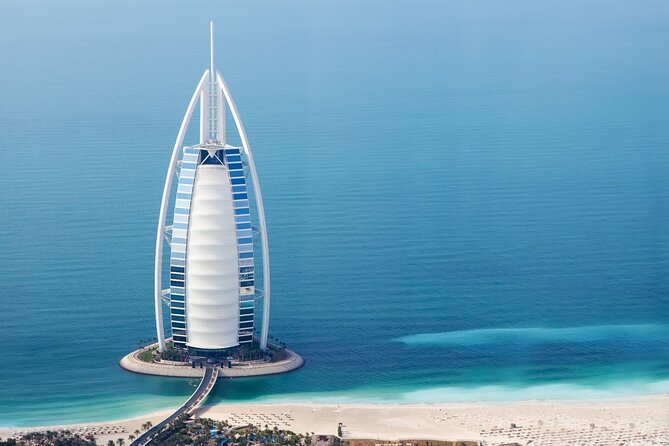 Dubai Tour Including Entrance to Burj Khalifa 124th Floor from Abu Dhabi - Riding to the 124th floor