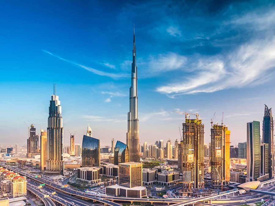 Dubai: Traditional and Modern Tour with Burj Khalifa Ticket - Jumeirah Mosque, Jumeirah Beach, and the Burj Al Arab