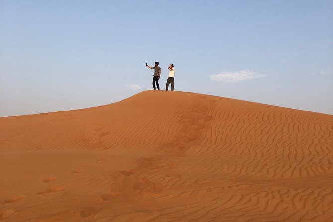Dubai: Unique SUNSET 4WD Red Dunes Safari - Sunset stops give the day room to breathe