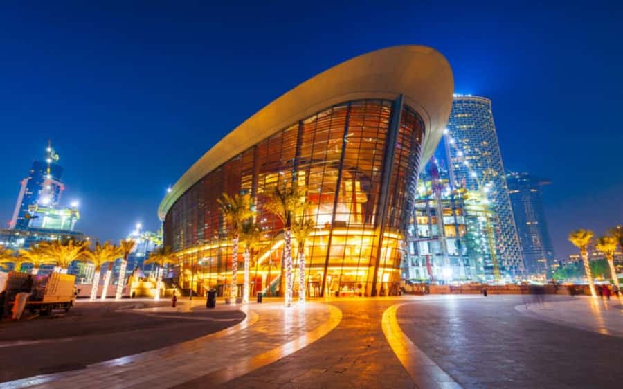 Dubai: Walking, Architecture and History Tour of Dubai Opera - Reading the opera house’s architecture