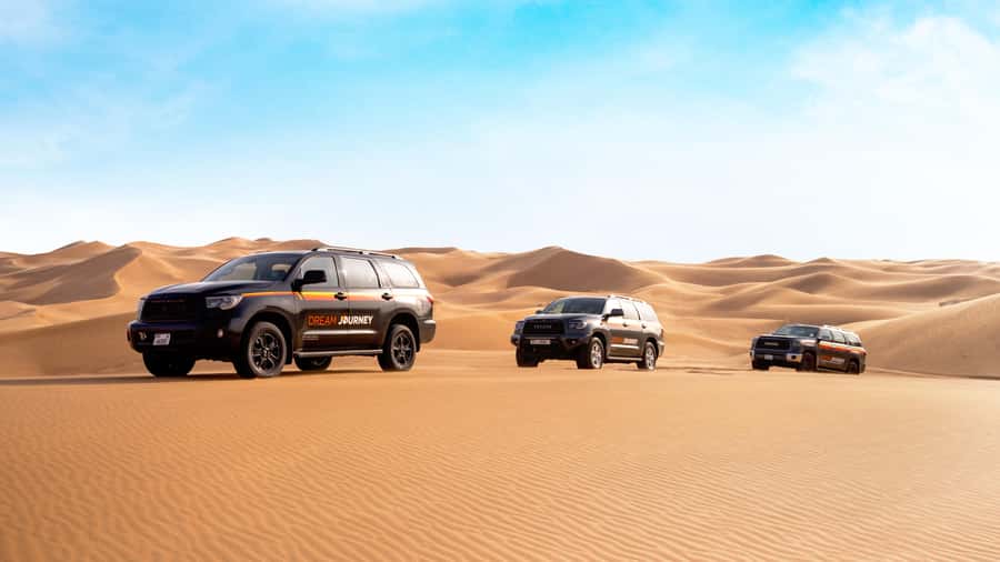 Dubai Waves & Dunes: Luxury Yacht Cruise w/ Red Dunes Safari - Why This Dubai Combination Works