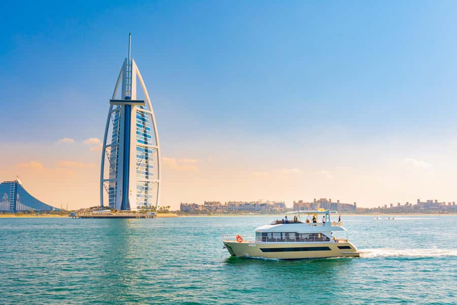 Dubai Waves & Dunes: Luxury Yacht Cruise w/ Red Dunes Safari - The Best Sights from the Water