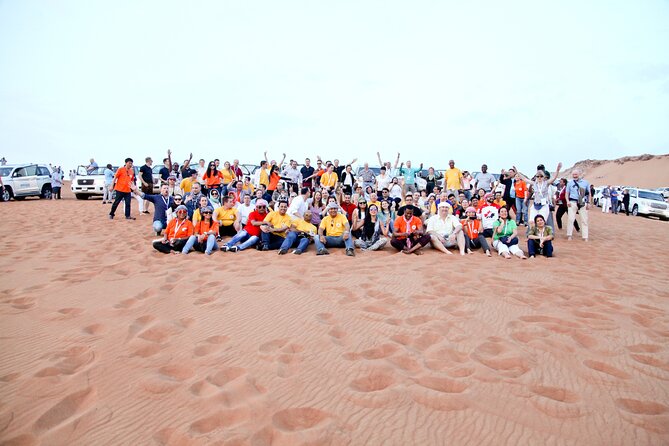Evening Desert Safari Tour With Live Enterterment And BBQ Dinner - Live entertainment after dark