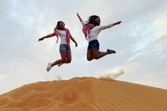 Evening Dubai Desert Safari Experience with Dinner and Shows - Sunset photographs before the camp