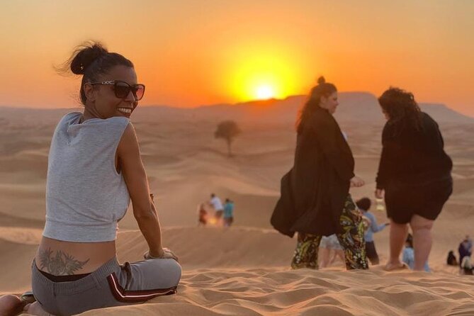 Evening Dubai Desert Safari Experience with Dinner and Shows - BBQ buffet dinner with vegetarian choices