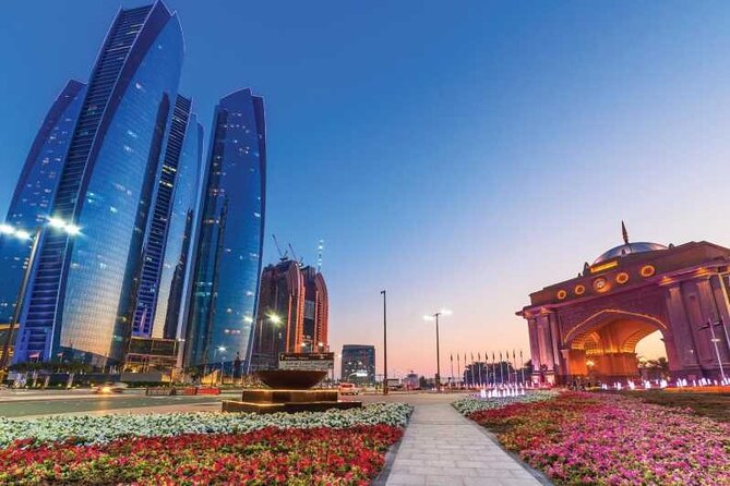 Exclusive Abu Dhabi tour, without Ferrari World - Emirates Palace and Saadiyat Island