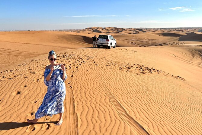 Exclusive Desert safari - Dinner, Barbecue, and Evening Shows