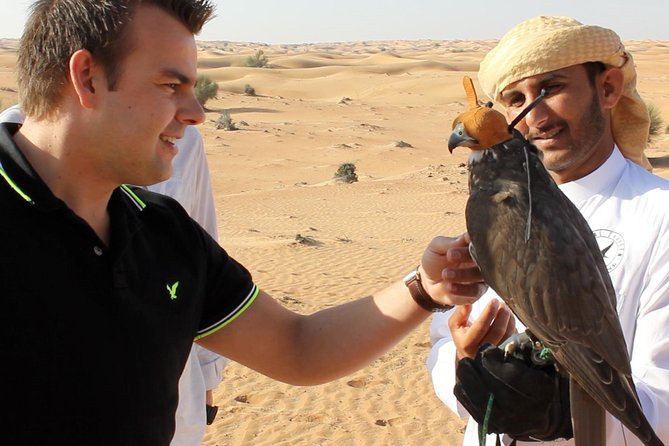 Falcon 1—Private Dubai Falconry Safari - Why the 5:00 am start matters