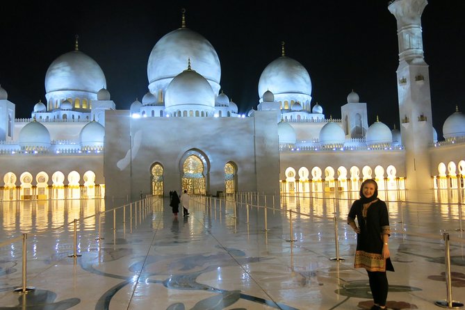 Ferrari World Theme Park and Abu Dhabi Tour with Pick Up - Abu Dhabi’s Corniche and the Emirates Palace View