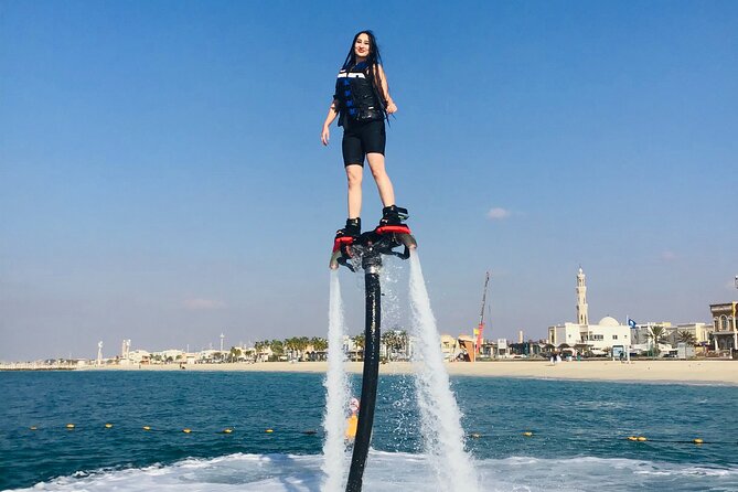 Flyboard Experience in Dubai - 30min - Meeting the team at Jumeira Beach