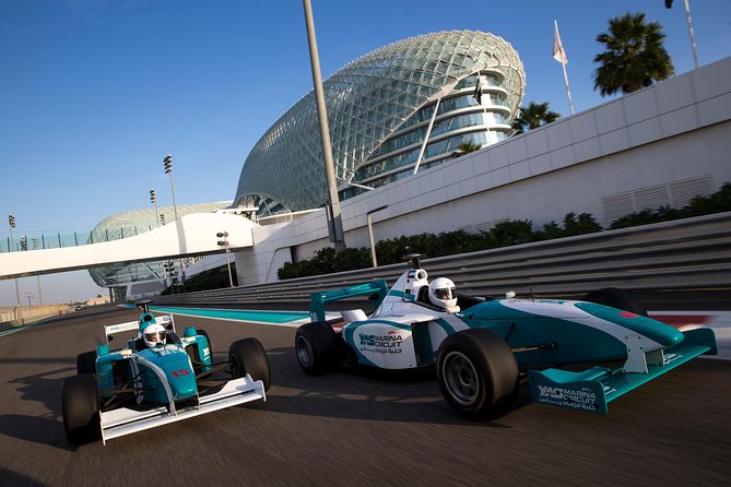 Formula Yas 3000 Driving Experience _ Full - The back-pit briefing and final preparations