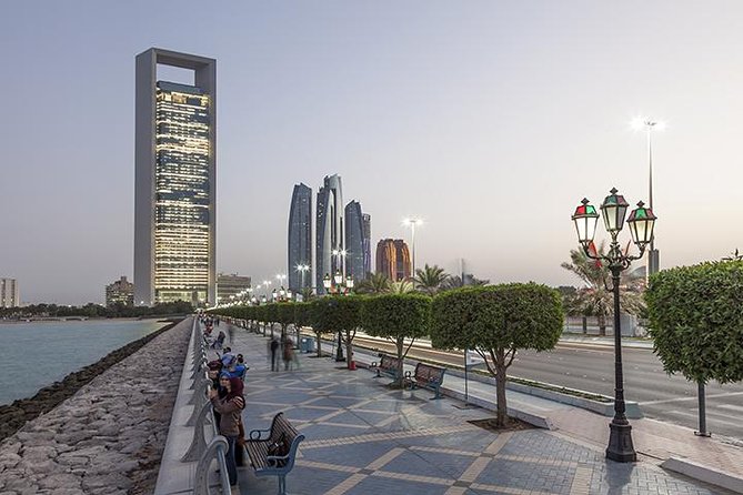 From Abu Dhabi: Grand Mosque, Qasr Al Watan Palace & Etihad Tower - The guides make the difference