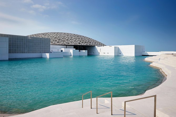 From Dubai: Abu Dhabi Day Tour with Grand Mosque & Louvre Museum - Guides, group size, and the human side of the tour