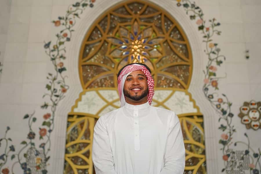 From Dubai: Abu Dhabi Grand Mosque & Louvre Museum Full-Day - Practical ways to make the day better