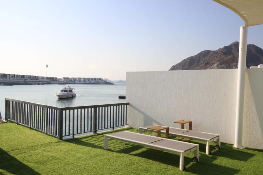 From Dubai: Fujairah Snorkeling with Turtles, Transfer & BBQ - Al Bidya Mosque and the mountain-road return